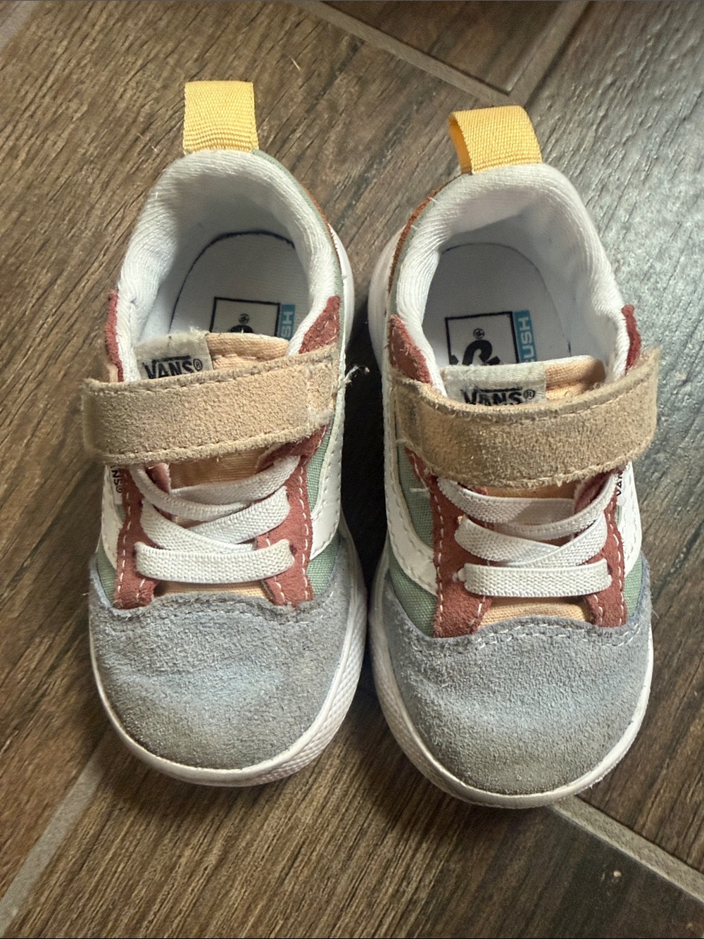 Vans Toddler Multicolor Sneakers – Size 5.5 – Velcro Strap
